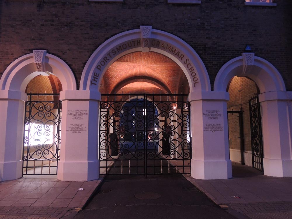 Portsmouth Grammar School – Arch entrance